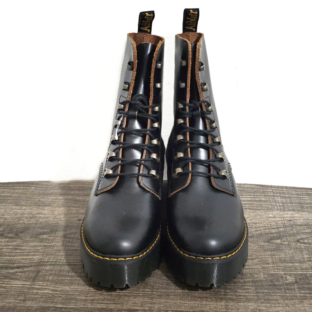 NWOB Dr. Martens Women's Black Leather Leona Vintage Smooth Combat Boot Size 10 - Picture 4 of 7